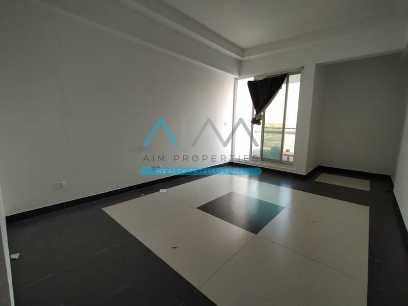 Huge 500SQFT Studio To Rent With Amazing View To Rent Behind Souq Mall