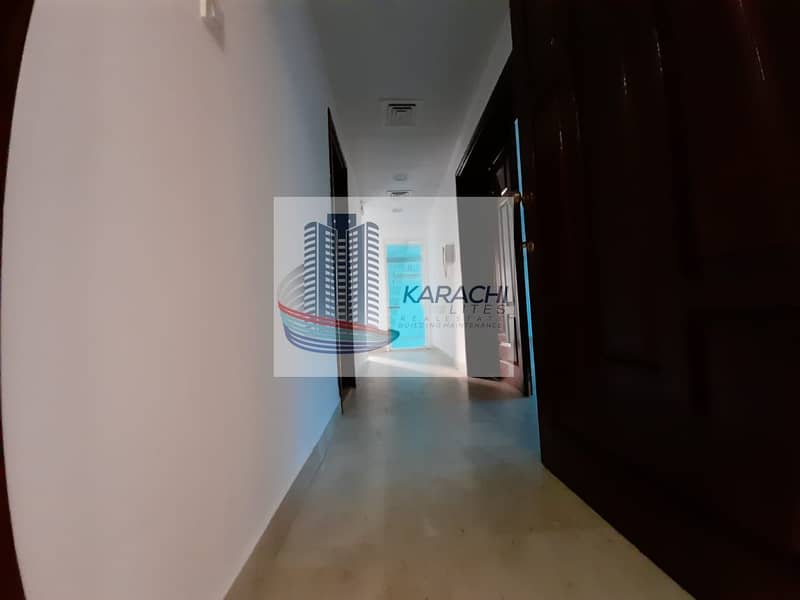 Centralized AC 3bhk  Apartment With Maid Room In Manaseer