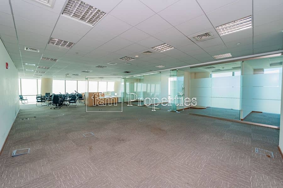 4 Fitted with Offices and Meeting Rooms