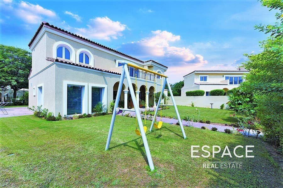 Landscaped Garden | 5 Beds | Soon Vacant