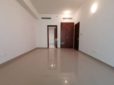 1 Bedroom Flat for Rent in Al Khalidiyah, Abu Dhabi - 1-12 Cheques | Brand New 1-bedroom Apartment | Open Kitchen | Balcony | Parking & Facilities | Corniche Area