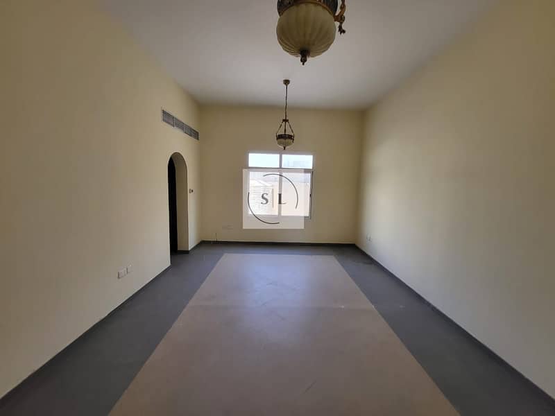 5 Bedrooms villa with service block in al qouz ,  200k
