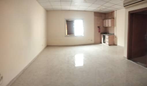 Studio for Rent in Muwaileh, Sharjah - Spacious studio one month free bright apartment luxury look.