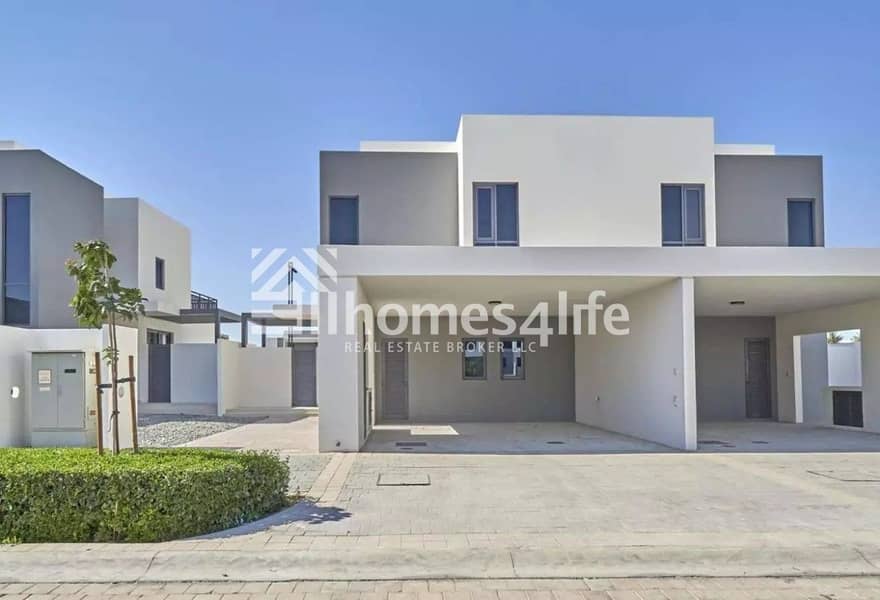 Semi-Detached 4Bed Villa | Single Row |