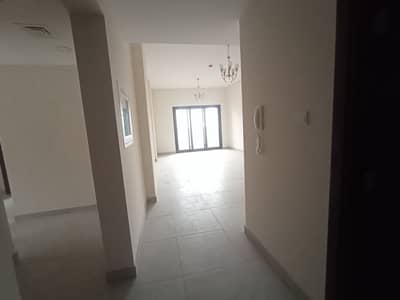 1 month free 3bhk appartment with maid room in just 71k in 4 chqs