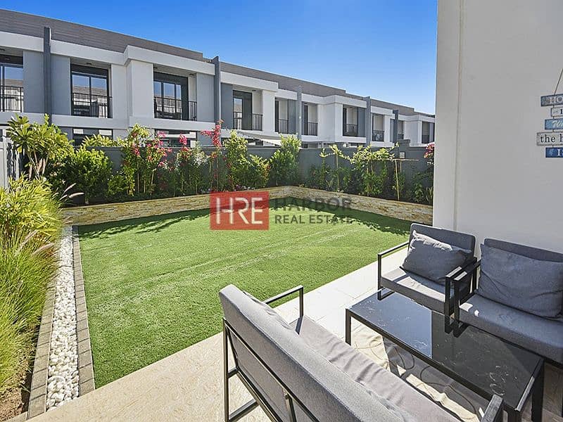 3 Upgraded | 4-Bed Townhouse | Garden FacinG