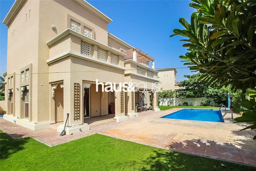 8 Extremely Rare | Private Pool | Six Beds