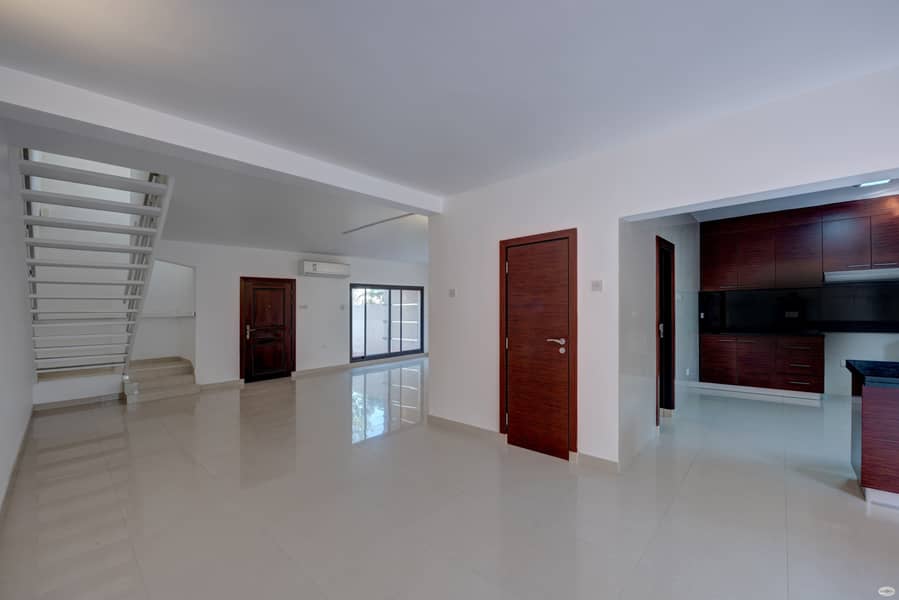 Beautiful 3 bedroom villa in Al Badaa, Jumeirah