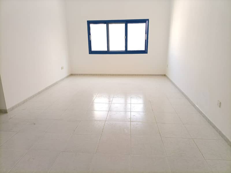 Chillar Free BiG Size 1400 sq-feet 2 Bedroom Flat With 1 Month Free,Built in Wardrobe  Just in 31K