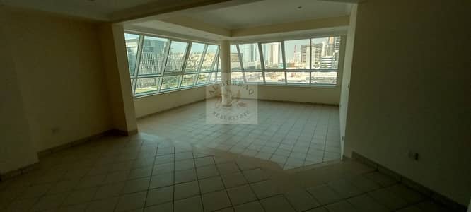 3 Bedroom Flat for Rent in Sheikh Zayed Road, Dubai - CHILLER FREE 3 BHK+ MAIDS ROOM FOR RENT ON SHEIKH ZAYED ROAD