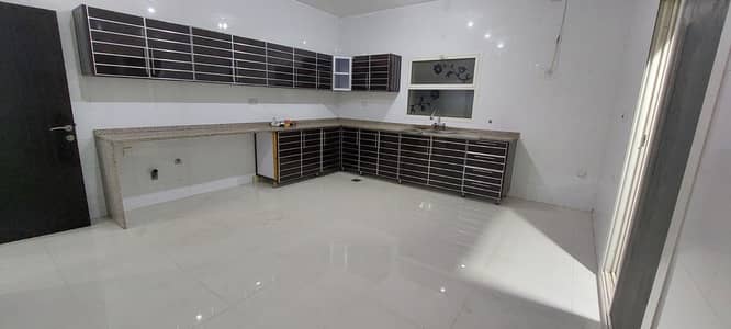 2 Bedroom Villa for Rent in Mohammed Bin Zayed City, Abu Dhabi - BEAUTIFUL TOW BEDROOM HALL SEPARATE KITCHEN WITH TARACE IN VILLA AT MBZ CIT