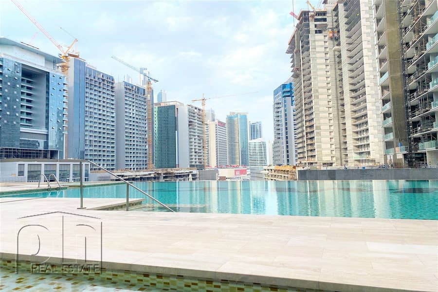 14 Stylish | Spacious | Dubai Canal Views