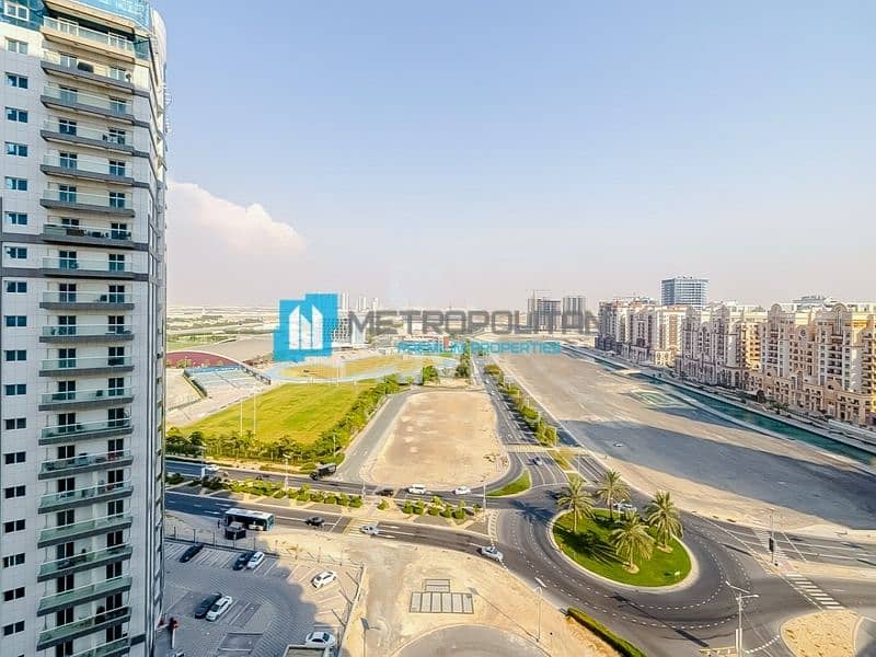 شقة في برج هيرا مدينة دبي الرياضية 1 غرف 570000 درهم - 5378830
