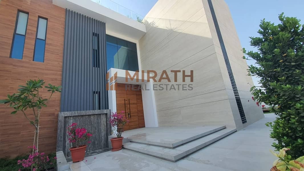 BRAND NEW  MODERN STYLE  SPACIOUS  VILLA