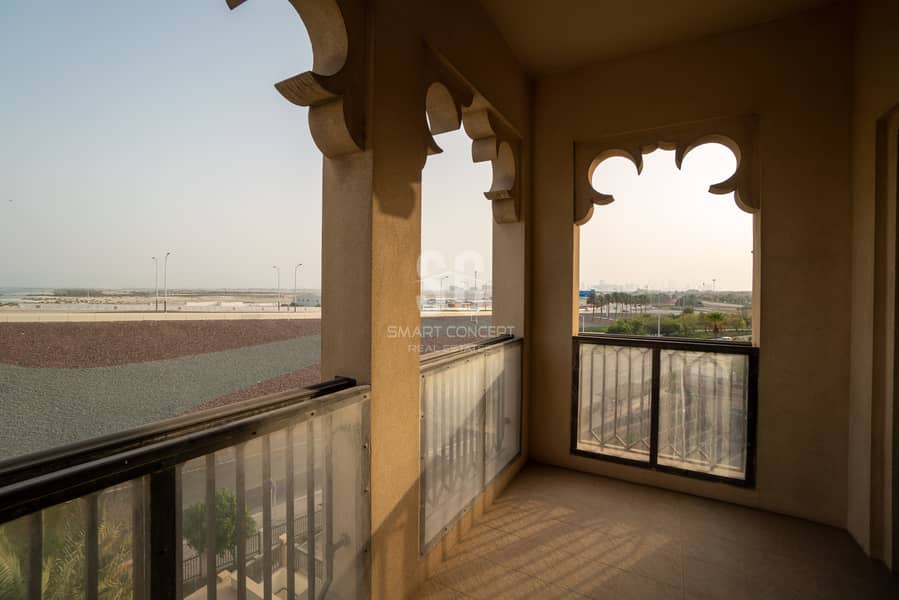 Vacant | Partial Sea View | Maid\'s Room + Balcony