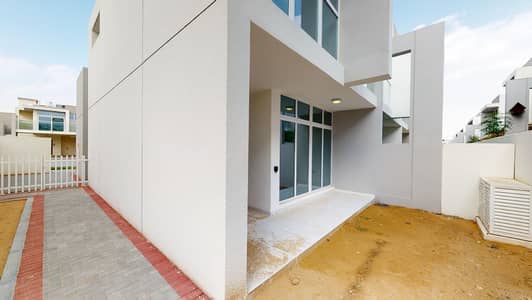 3 Bedroom Villa for Rent in DAMAC Hills 2 (Akoya by DAMAC), Dubai - Free maintenance | Balcony | Central AC