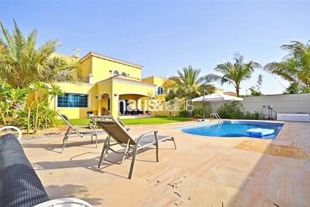 4 Bedroom Villa for Rent in Jumeirah Park, Dubai - available november | multiple cheque available