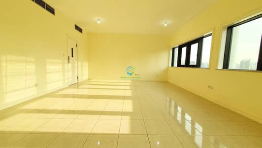 فلیٹ 3 غرف نوم للايجار في المركزية، أبوظبي - شقة في برج محمد بن راشد - مركز التجارة العالمي المركزية 3 غرف 65000 درهم - 5665847