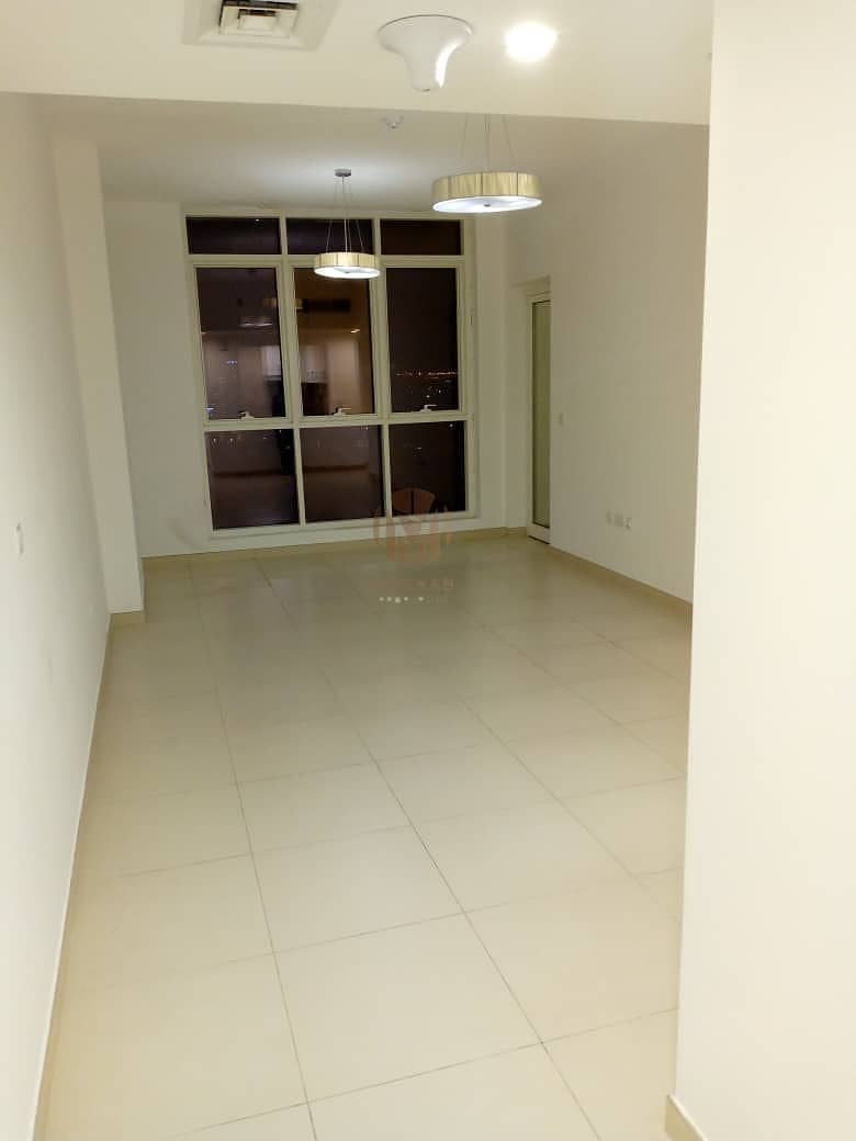 شقة في ذا تاورز باي او بي اس،مدينة دبي للإنتاج 2 غرف 54000 درهم - 4853833