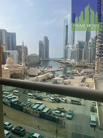 2 Bedroom Apartment for Rent in Dubai Marina, Dubai - An exclusive  2 bedroom + maid\'s room apt for rent in Dubai  Marina with complete marina sea view  in marina park plaza.