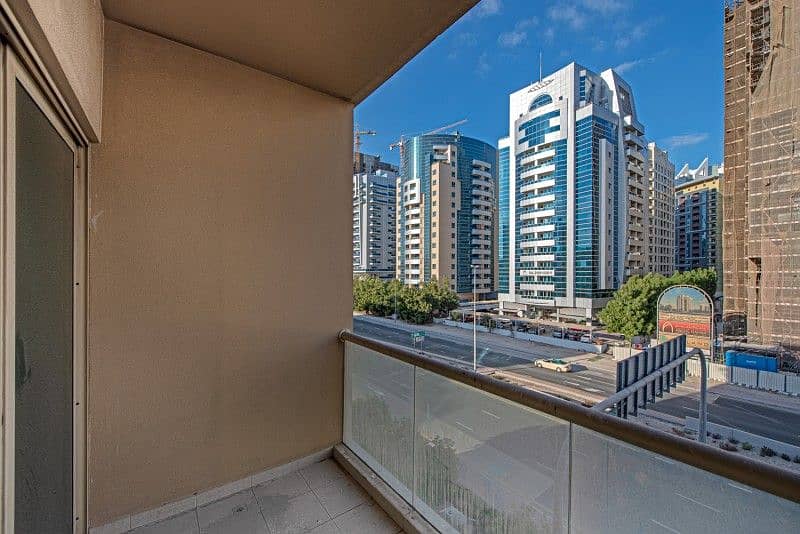 8 Vacant | 3rd floor | Barsha Heights View
