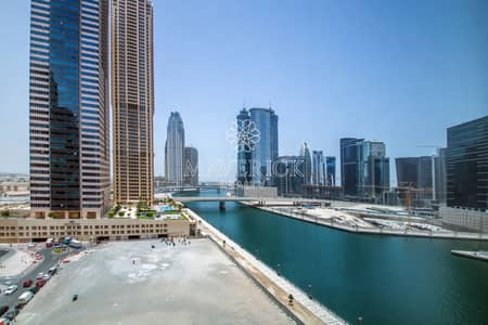 شقة 1 غرفة نوم للبيع في الخليج التجاري، دبي - Furnished 1BR | Canal View | Motivated Seller