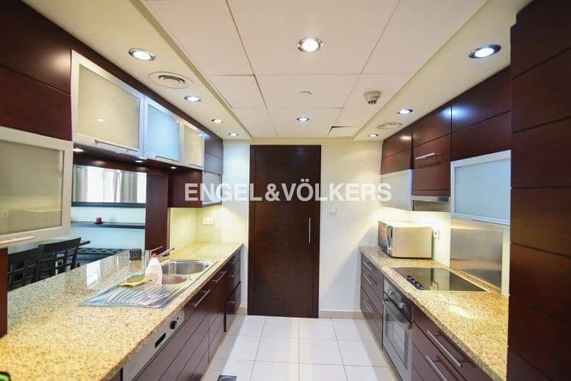 2 Multiple Units | High Floor | Well Maintained
