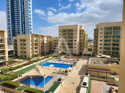 2 Bedroom Apartment for Sale in The Greens, Dubai - Motivated Seller|Pool and Courtyard View|17 series