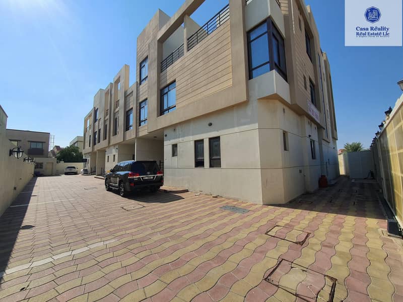 Вилла в Мирдиф，Аптаун Мирдиф, 5 спален, 110000 AED - 5639956