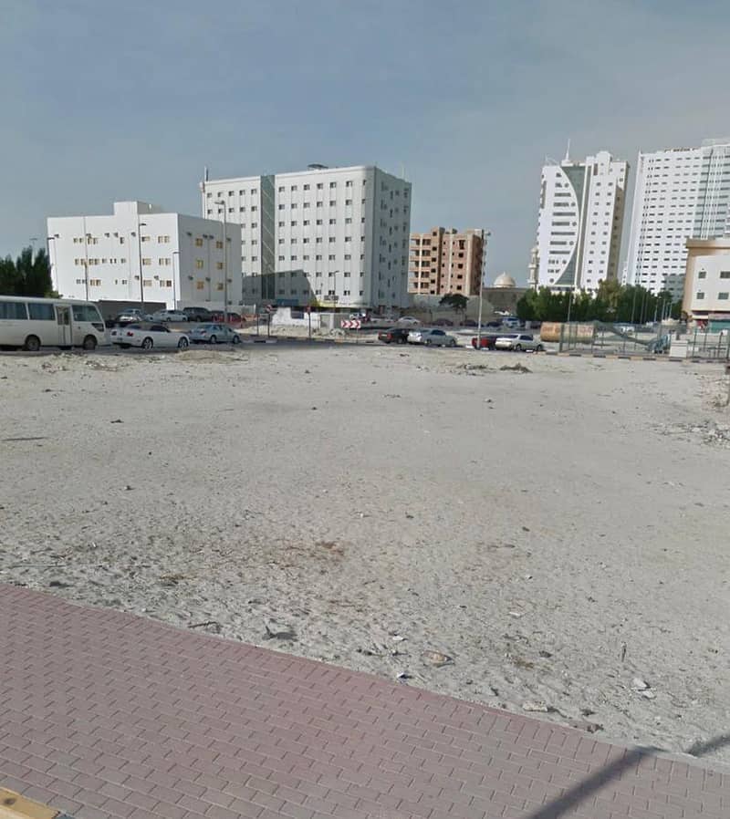 SO NICE LOCATION LAND SO NEAR THE SEA COMMERCIAL WITH 40M FACE AT THE STREET