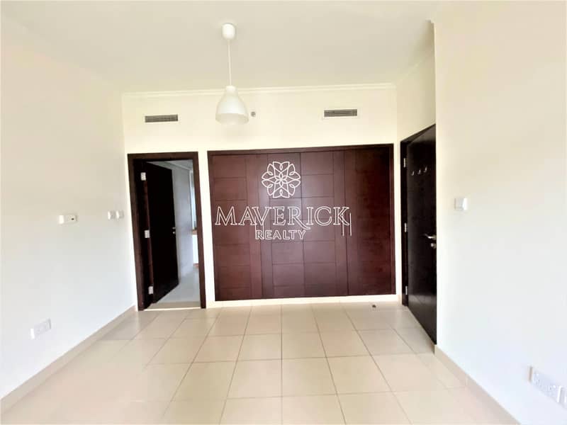 8 Huge 1BR | Chiller Free | Near Dubai Mall | 4Chqs