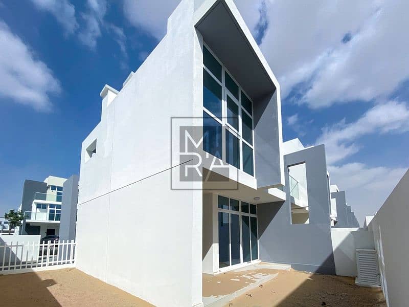 Brand New|End Unit| Vacant |3Br + Maids| Damac Hills 2