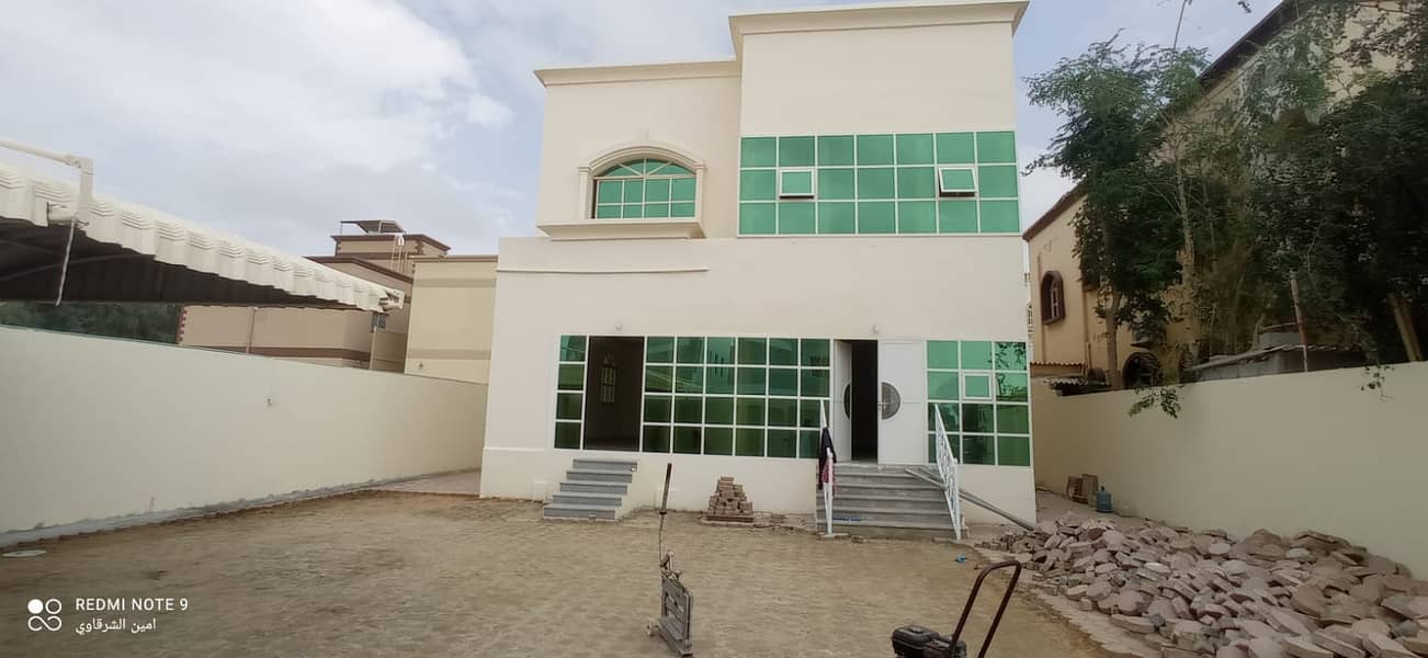 Villa for rent in Al Rawda with air conditioners new maintenance