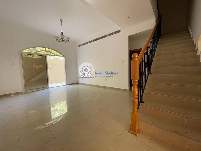 Вилла в Мирдиф, 3 cпальни, 68000 AED - 5493188