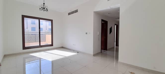 2 Bedroom Flat for Rent in Al Jaddaf, Dubai - Excellent finishing  | Spacious 2Bedroom Hall | Big Size Balcony | 3 Bathroom | Close kitchen |Nearby by Metro Station |