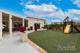 Large Plot | Upgraded | Must View | 4 Beds