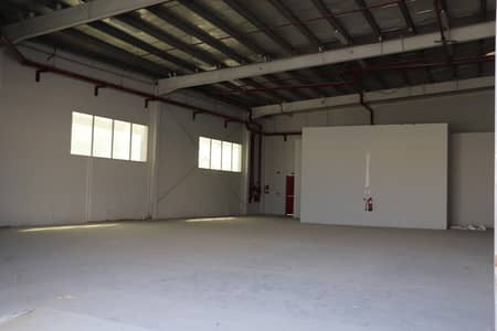 Warehouse for Rent in Dubai Investment Park (DIP), Dubai - Spacious Warehouse No Commission