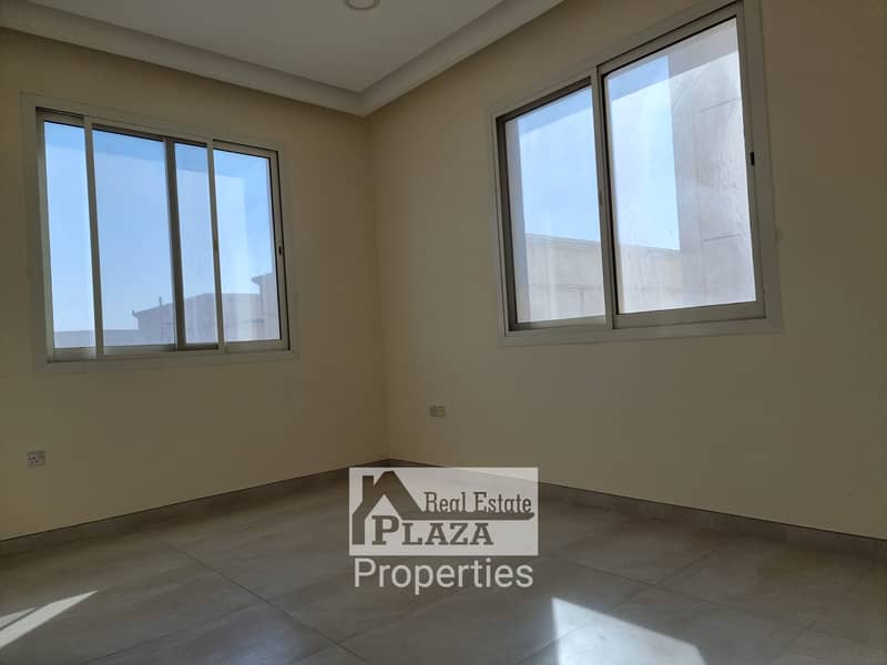 12 2 Bedroom Apartment Available For Rent