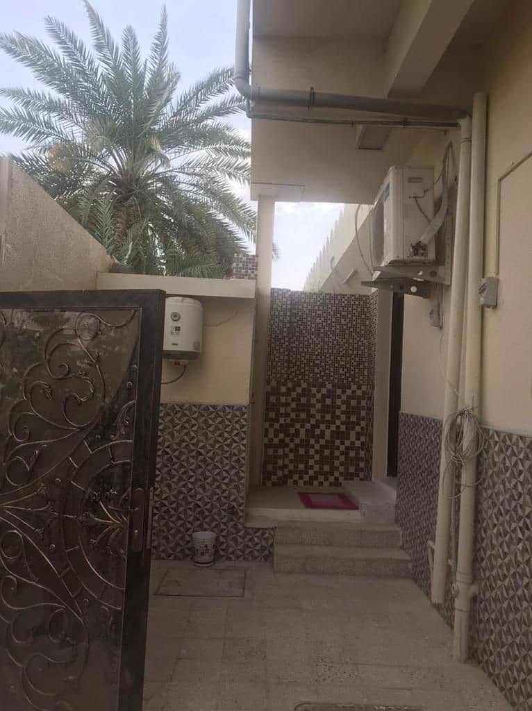 SPACIOUS 2 BEDROOM HALL VILLA IS AVAILABLE FOR RENT IN ALRAWDA 3IN 29000/AED.