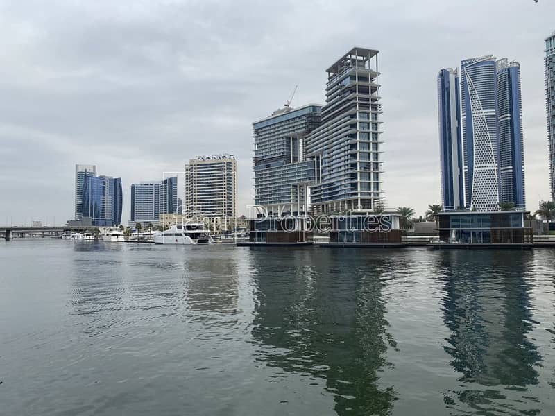 Canal plot G+16 Dubai Mall side - Waterfront