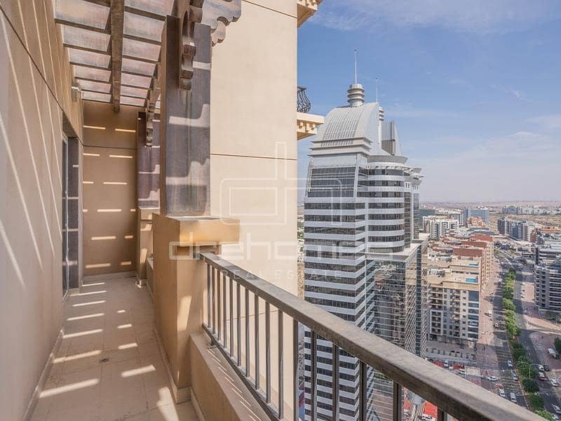 Spacious 1 BR| With Balcony |Chiller Free
