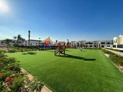 BRAND NEW 3BR SINGLE ROW TOWN HOUSE SAMA TOWN SQUARE