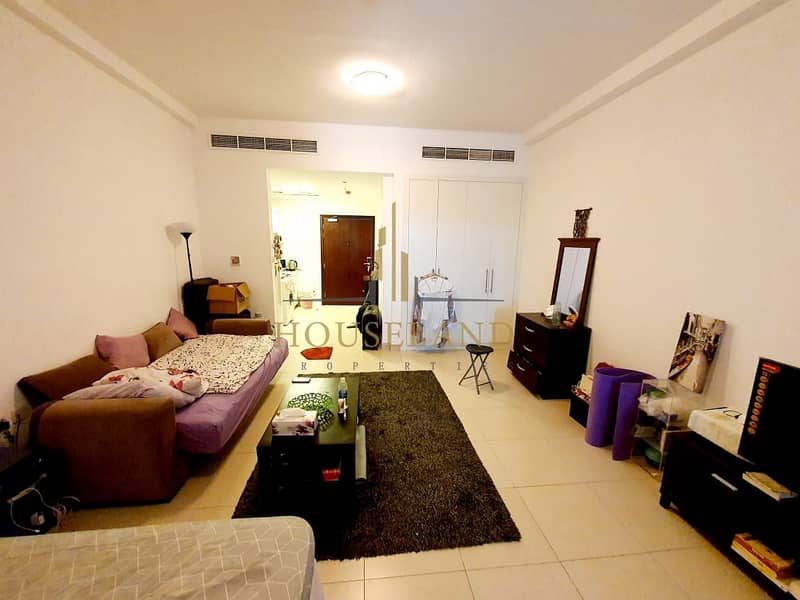 Well Maintained | High Floor | Unfurnished Studio