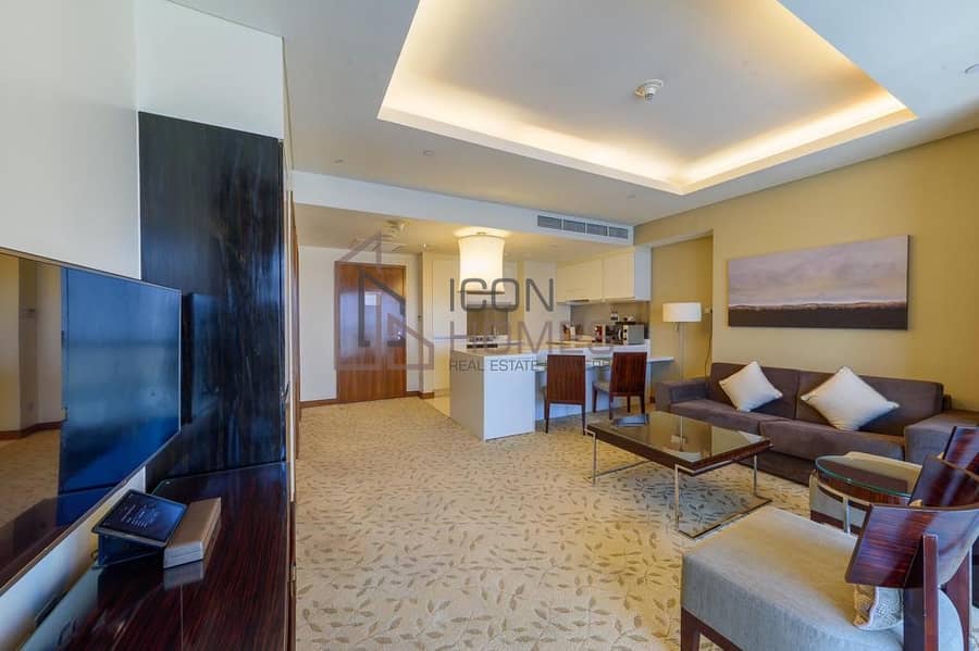 位于迪拜市中心，迪拜谦恭购物中心 1 卧室的公寓 125000 AED - 5325722