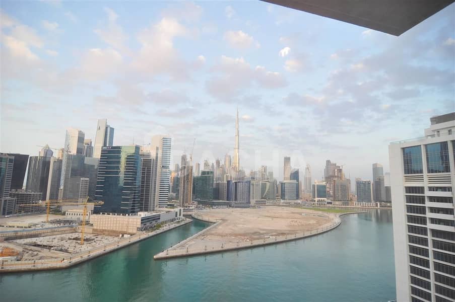 Burj Khalifa + Canal View / Spacious / Rented