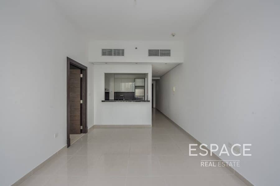 3 Bright | Well maintained |Great Facilities