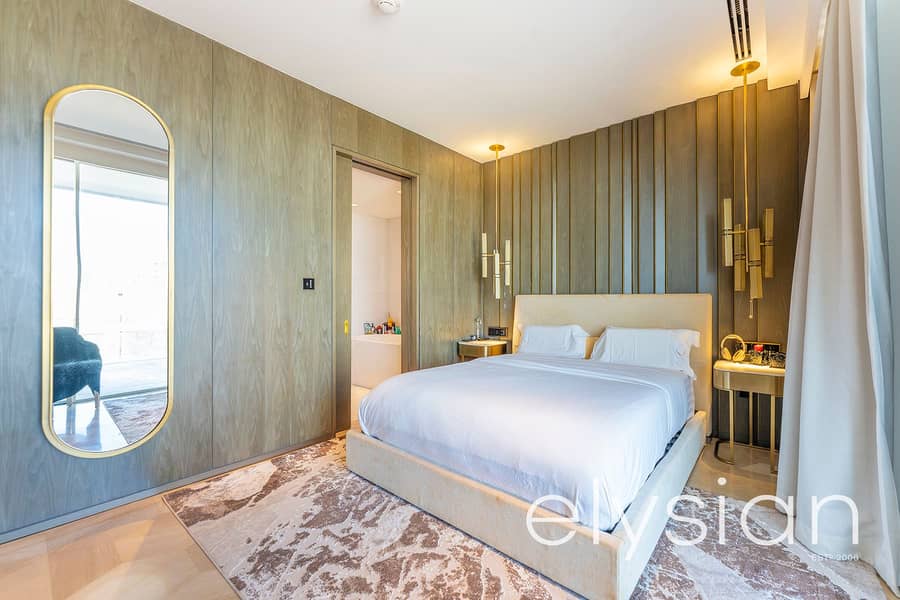 5 Gorgeous 2 Bedroom  | Beachfront Luxury Living