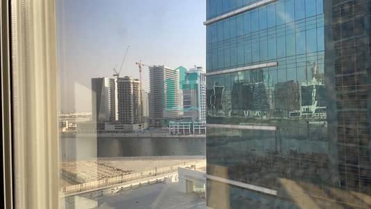 مبنى سكني  للبيع في الخليج التجاري، دبي - مبنى سكني في الخليج التجاري 165000000 درهم - 5672883