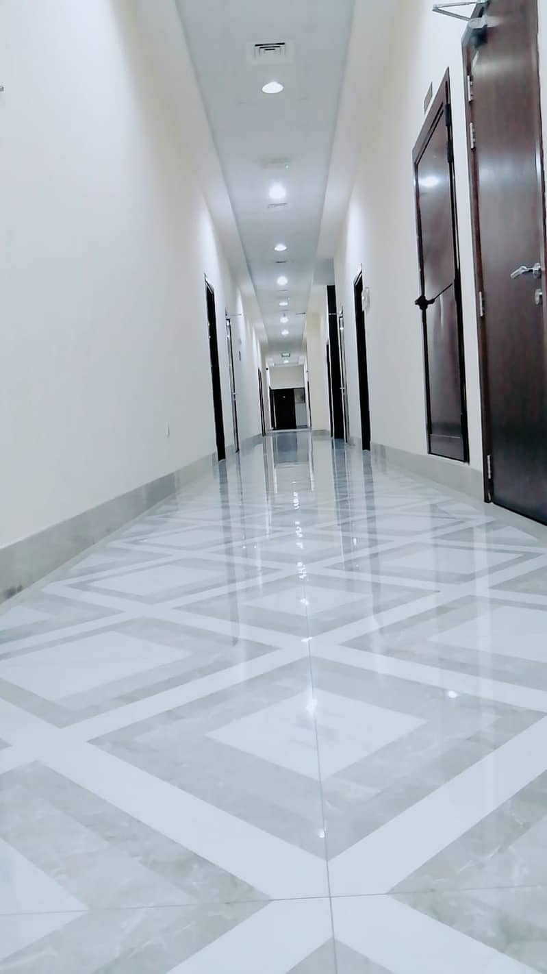 4 Corridor