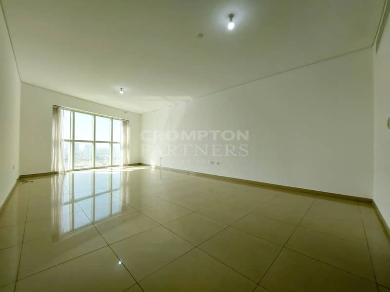 3 GREAT VIEW | BRIGHT & SUNNY | STORAGE | HUGE HALL